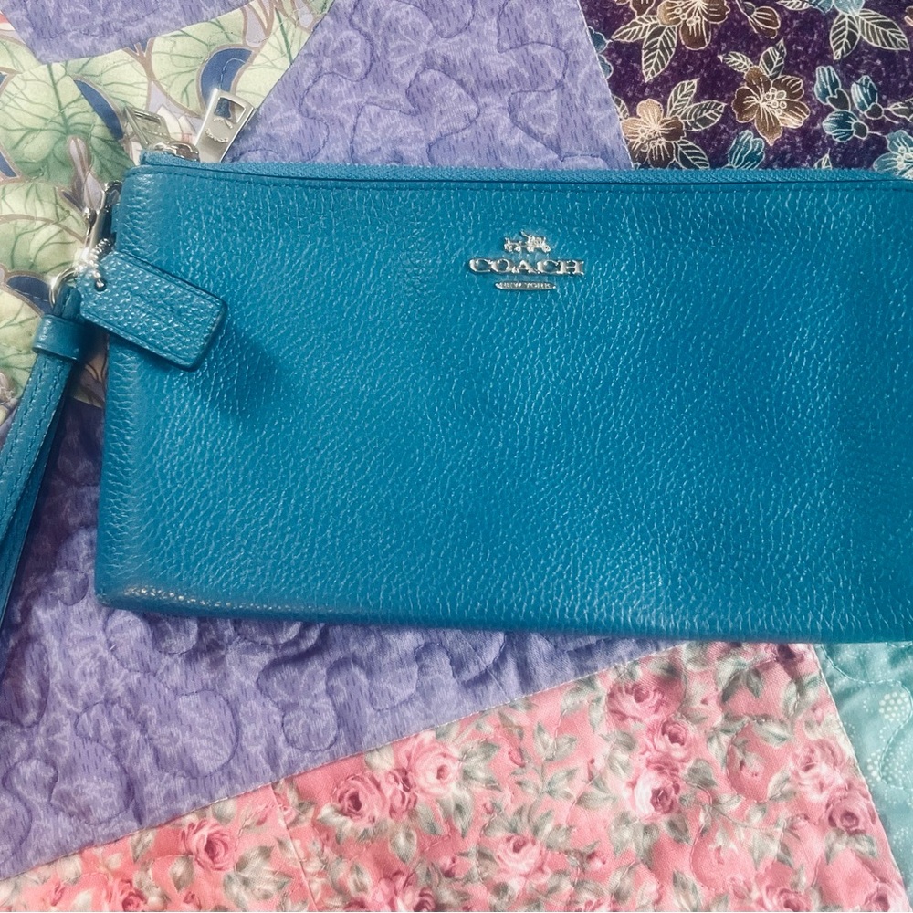 Coach | Double Side Blue Leather Wristlet